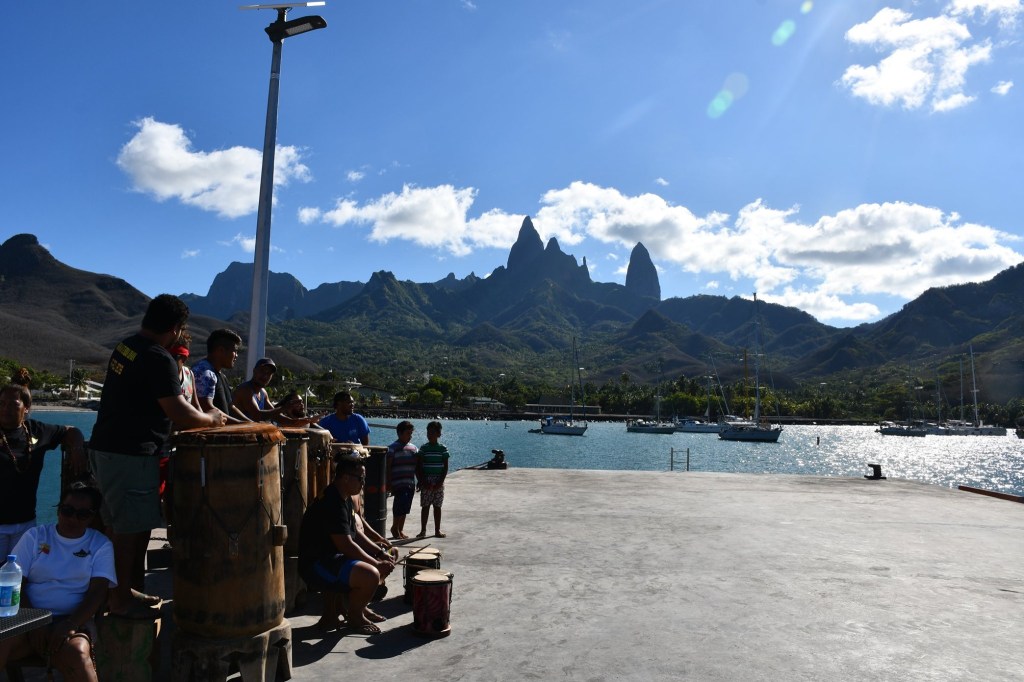 Hakahou - 79828444_2564761606904264_2138717009863507968_o.jpg